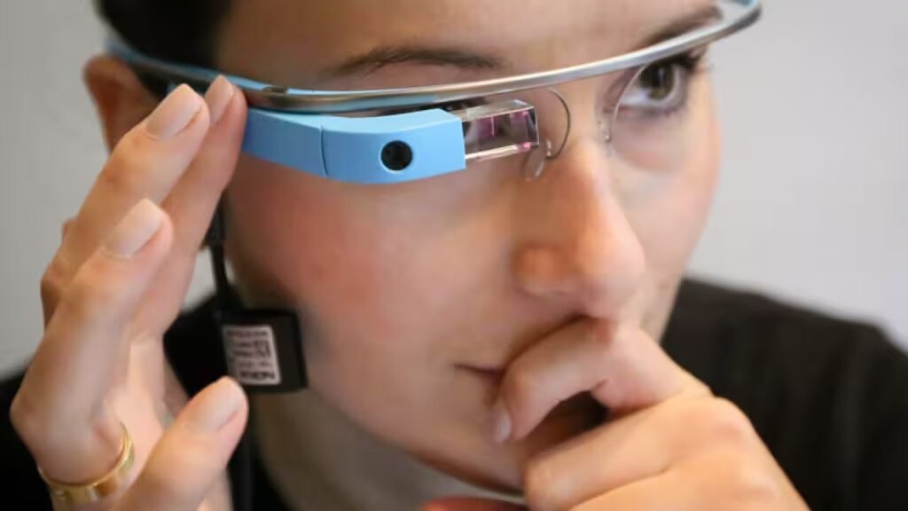 Gemini Destekli Google Glass Yolda!