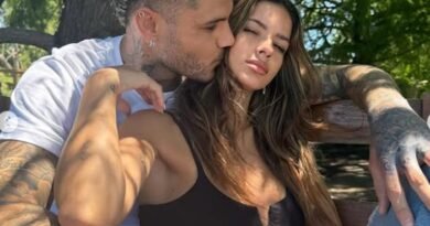 Icardi ve sevgilisi China Suarez'ten romantik anlar: Dizine yatırıp saçlarını okşadı!