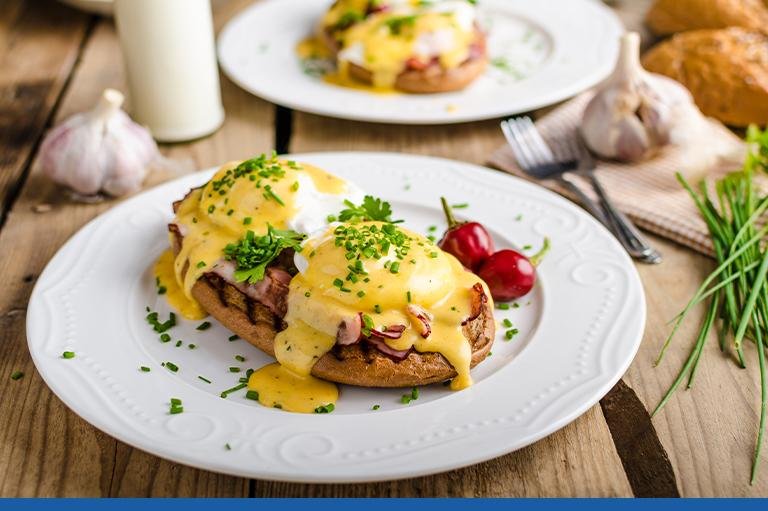 Dünya Eggs Benedict Günü'ne Özel Lezzetli Eggs Benedict Tarifi