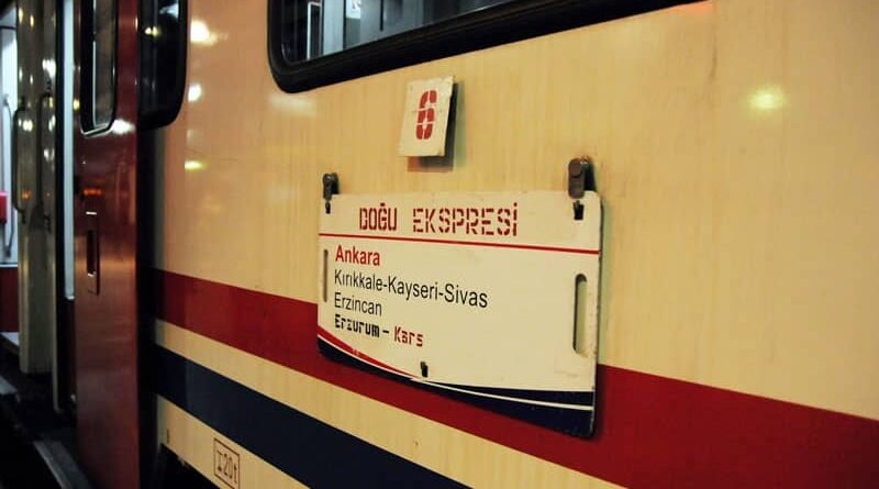 Doğu Ekspresi ile Kars'a Yolculuk ve Ziyaret Edilmesi Gereken Noktalar