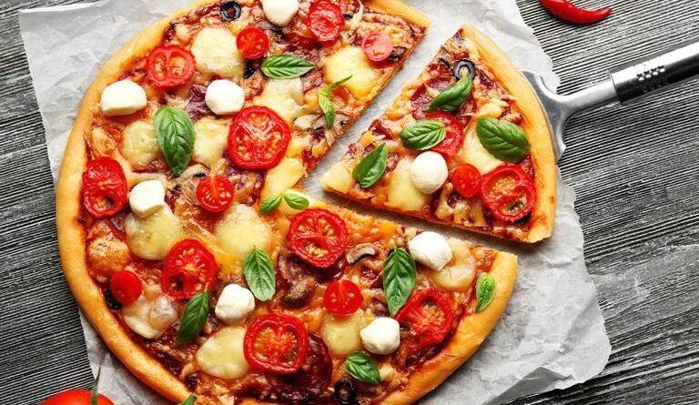 Dünya Pizza Partisi Günü'nde Denemeniz Gereken 3 Lezzetli Pizza Tarifi