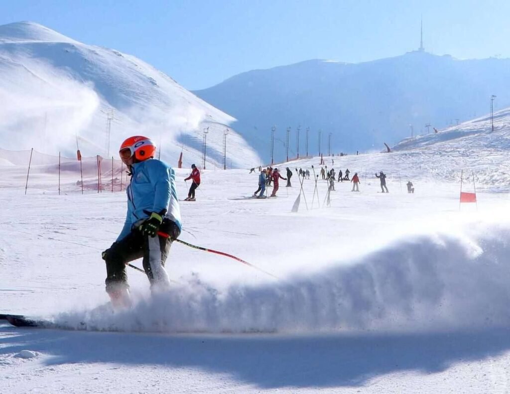 Türkiye'nin Dört Bir Yanındaki Kayak Merkezleri Yılbaşı İçin Hazırlanıyor