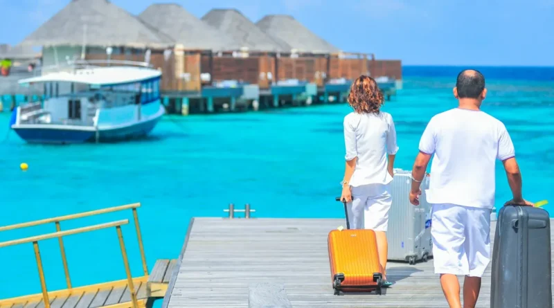 Maldivler'de Eşsiz Bir Tatil Deneyimi