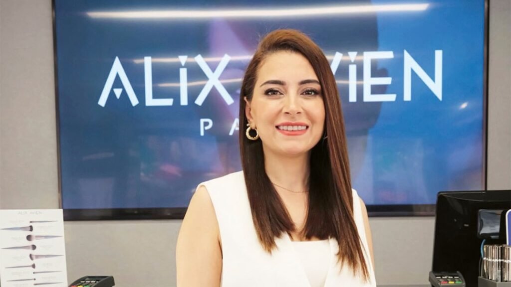Nergis Öney: Mükemmeli Ararken