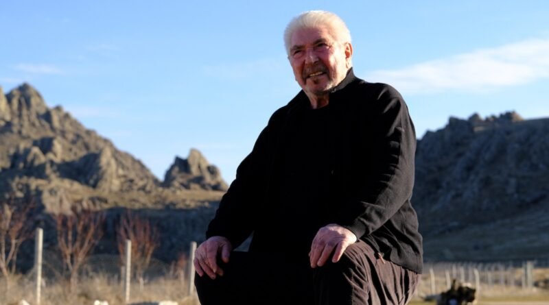 Erdal Özyağcılar Gönül Dağı Ailesine Katıldı!