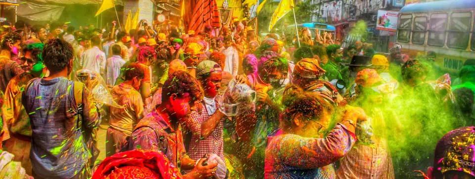 Hindistan'da Rengarenk Holi Festivali Nasıl Kutlanıyor?