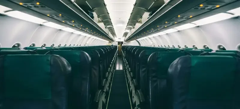 Uçakta Hangi Koltuk En İyisi? Nasıl Seçilir?