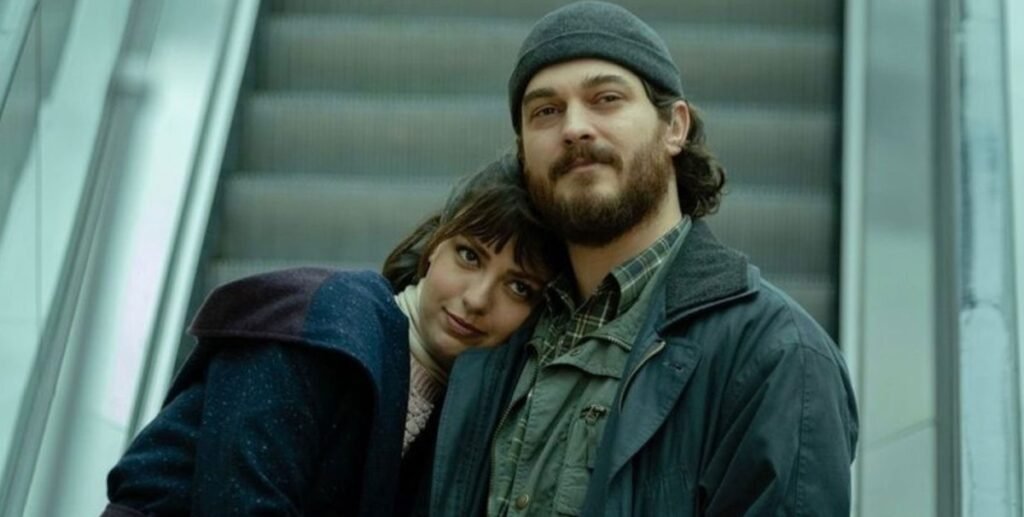 Çağatay Ulusoy ve Aslıhan Malbora'nın Aşk Dolu İlişkisi: "Aramızda Güven Problemi Yok"