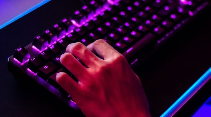 Klavyede "et" işareti (@) nasıl oluşturulur?