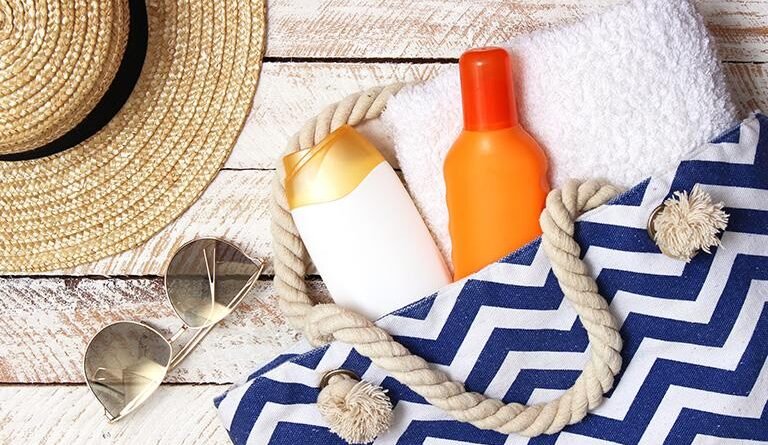 Yaz Geldi! Güneş Koruma Ürünleri ile Kendinizi Savunun
