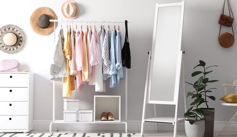 Yaz İçin Gardırobunu Yenile: Kışı Geride Bırakma Zamanı!