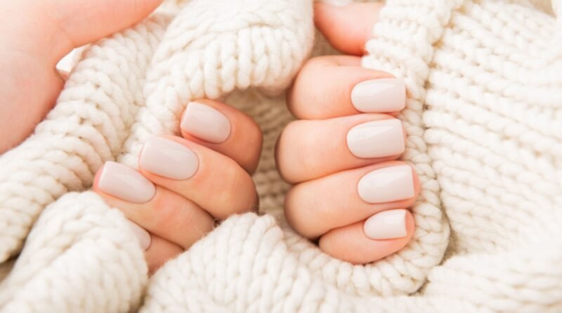 Evde doğal yöntemlerle tırnak uzatma teknikleri