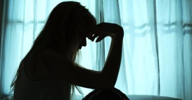 Depresyon, Ergen Kız Çocuklarında Daha Yaygın | Anne
