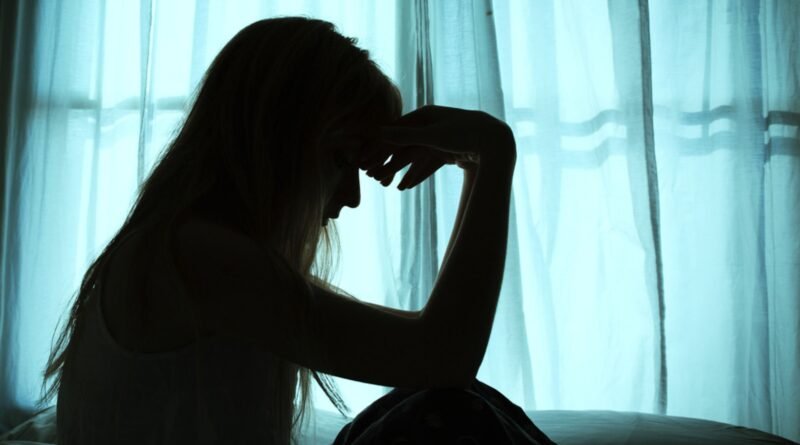 Depresyon, Ergen Kız Çocuklarında Daha Yaygın | Anne