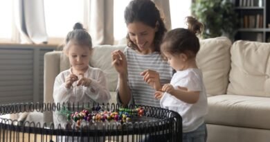 Bakıcı tercihinde göz önünde bulundurulması gereken hususlar nelerdir? | Anne