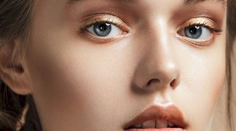 Makyaj: Kusursuzluğun İzinde