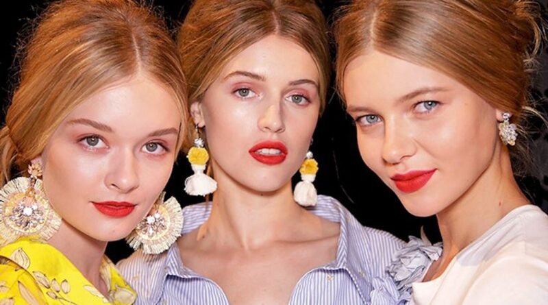 Her Ton Kırmızı