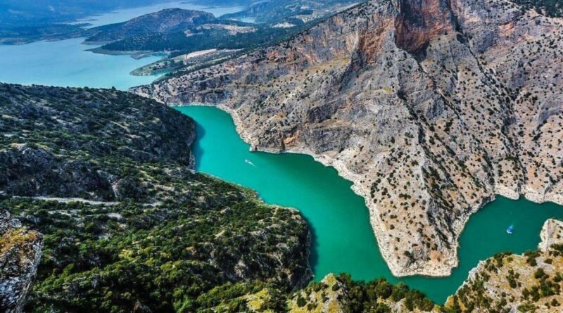 Türkiye'nin Doğa Harikaları: Görmeniz Gereken 9 Büyüleyici Kanyon