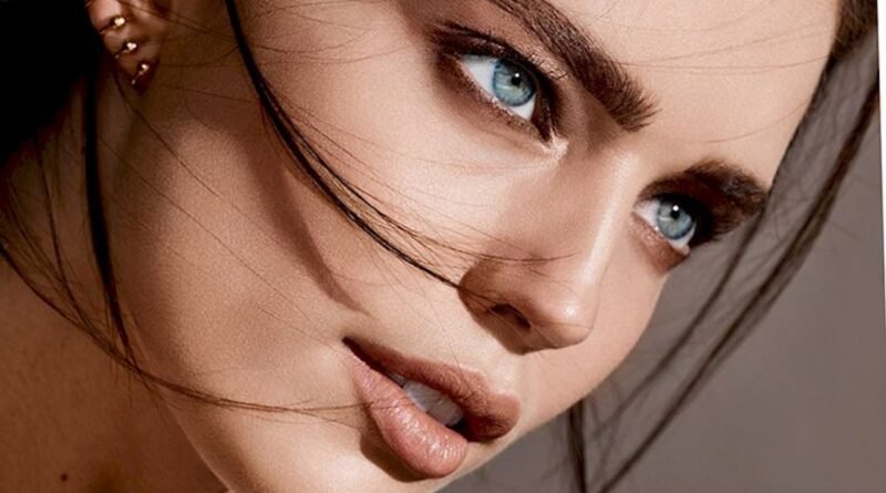 En yenileri...  
Yeniliklerle buluşuyoruz. Yazın sonuna yaklaşırken, güzellik ve bakım rutinlerimizi sürdürmekten ödün vermiyoruz.