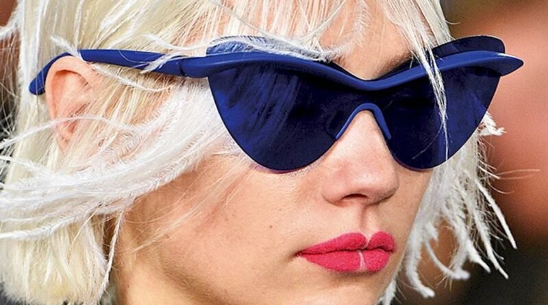 Kadife Dudaklar: Makyajınızın Güçlü Silahı Mat Dokulu Dudaklar