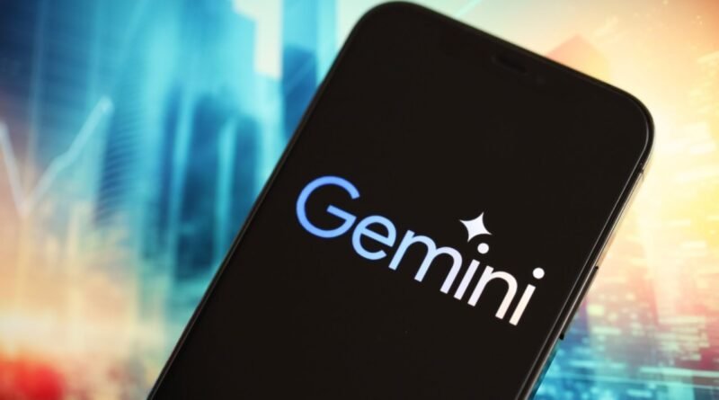 Google Gemini, Android Auto ve Wear OS'a Geliyor!