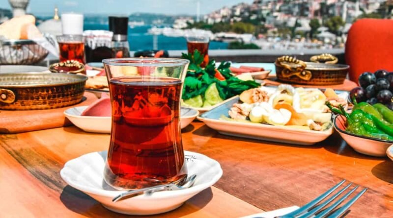 İstanbul Otelleri Rehberi: Brunch Sunan Oteller Nerede?
