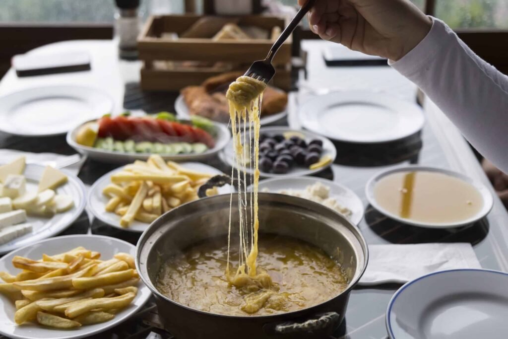 Türkiye'nin Gastronomi Rehberi: Rize'nin Meşhur Lezzetleri ve Mekânları