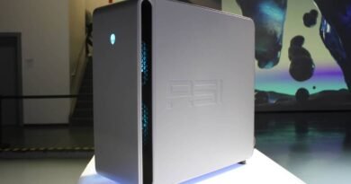 Alienware Area 51 Oyun Bilgisayarı RTX 5090 ve 64GB RAM ile 800 Dolar İndirimde!