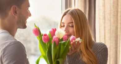 Flörtün İlişkiye Dönüşmesi Gerektiğini Gösteren 12 İşaret