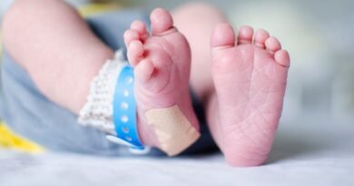 Topuk kanı nedir ve neden gereklidir? | Anne