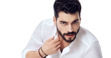 Akın Akınözü Halef Dizisiyle Ekranlara Dönüyor