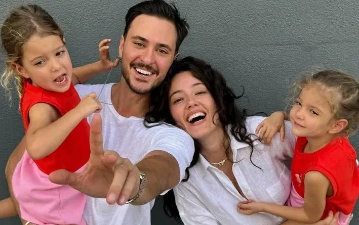 Pelin Akil ve Anıl Altan Boşanmayı Neden Erteledi? Gerçek Sebep Açığa Çıktı!
