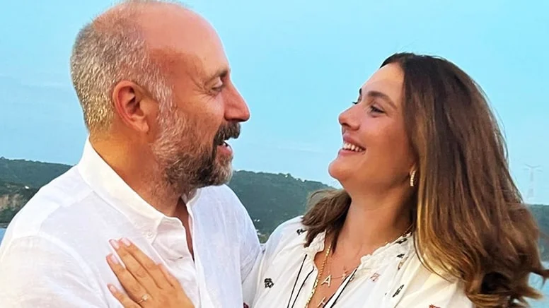 Bergüzar Korel Kızı Leyla'yı Paylaştı: Takipçileri Hayran Kaldı