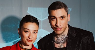 Can Bonomo and Melike Şahin Release Duet "Tükeniyor Ömrüm"!