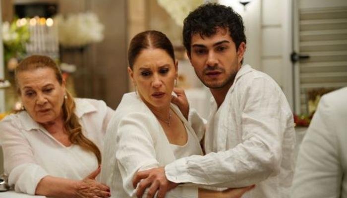 Final Sahnesi Henüz Yazılmadı! Kızılcık Şerbeti'nde Bir Veda Daha: Rahimcan Kapkap'ın Yeni Adresi Açıklandı