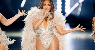 İstanbul'da Jennifer Lopez'e "Merhaba" Demek 100 Bin Lira!