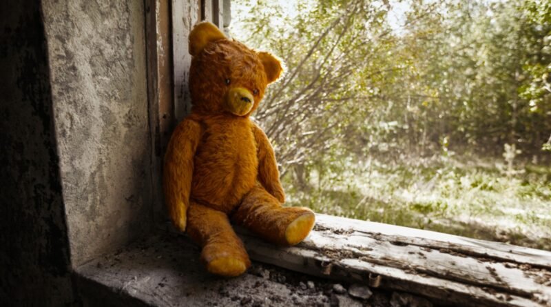 Çocuklara savaş ve terörü nasıl açıklamalıyız? | Anne