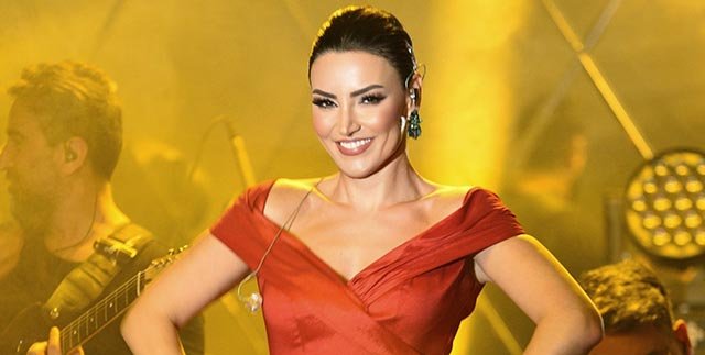Fenalaşan Sanatçı Hastaneye Kaldırıldı!