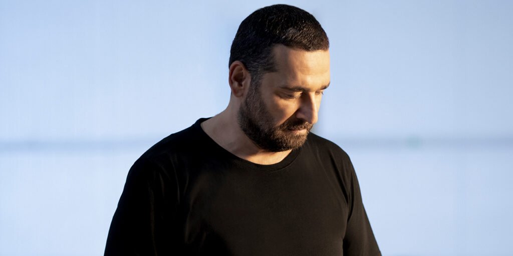 Yeni Tekli: 'Birileri Kandıramış'