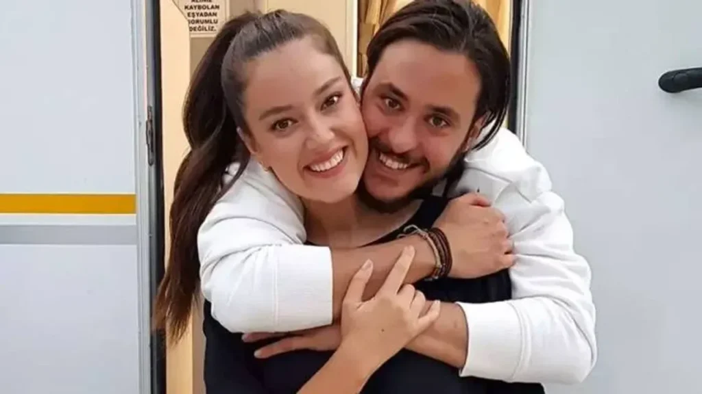 Pelin Akil ve Anıl Altan 8 Yıllık Evliliklerini Sonlandırdı