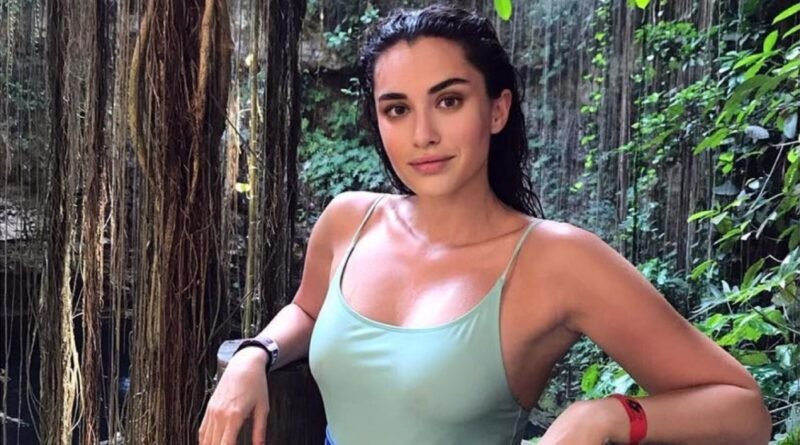 Eski Aşkına Dönen Hande Doğandemir: 'İlişkimiz Bir Şansı Daha Hak Ediyor'