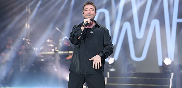 Murat Dalkılıç... Kıbrıs'ta Bayram Coşkusu!