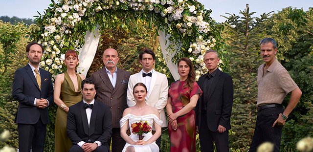 Veliaht'tan Sezonun Merakla Beklenen Dizisinin İlk Afişi!