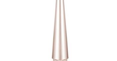 Christian Louboutin Beauté: İlkbahar/Yaz Sezonuna Özel Oje Koleksiyonu ve Tırnak Sanatçısı Madeline Poole’un Yaratıcı Manikürleri