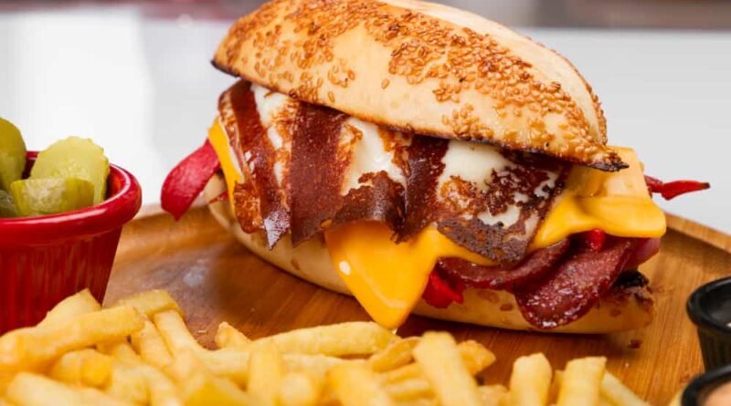 Türkiye Gastronomi Rehberi: İzmir'de Ne Yemeli ve Nerede Yemeli?
