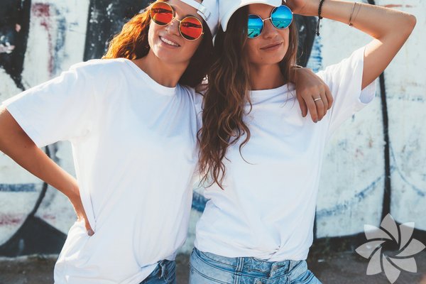 Beyaz tişört nasıl stilize edilir? | Moda