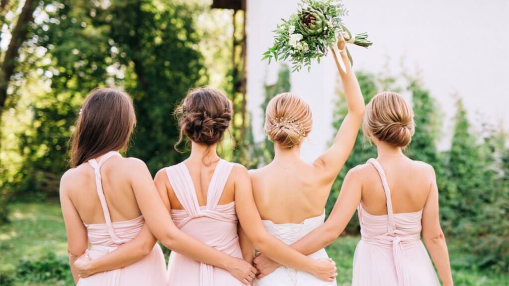 Her düğün için uygun bir elbise mutlaka bulabilirsiniz
Moda
