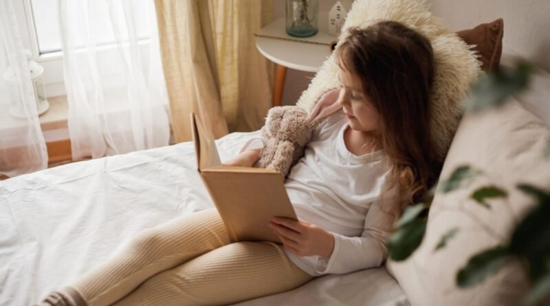 Çocukların okuma becerisini artıracak 7 yöntem | Anne