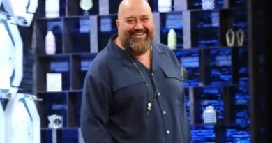 MasterChef jürisi Somer Sivrioğlu, 25 yaş genç sevgilisiyle aşk tatilinde! Havuz pozları büyük yankı uyandırdı.