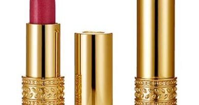Altın Işıltısıyla Parlayın: Oriflame'in Güzelliğinizi Lüksle Buluşturan Yepyeni Serisi!